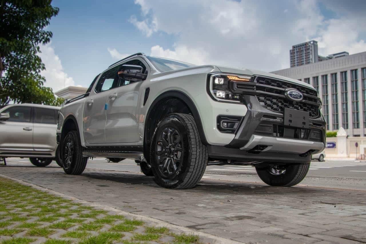 Ford Ranger 2022 – 2023 “lột xác” hoàn toàn