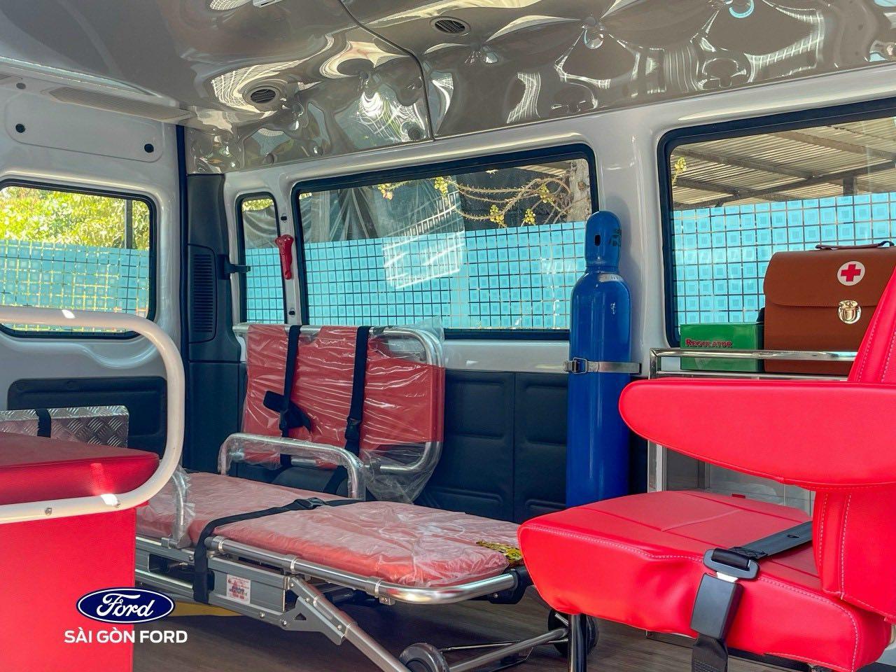 Ford Transit Cứu Thương - Ford Transit Ambulance